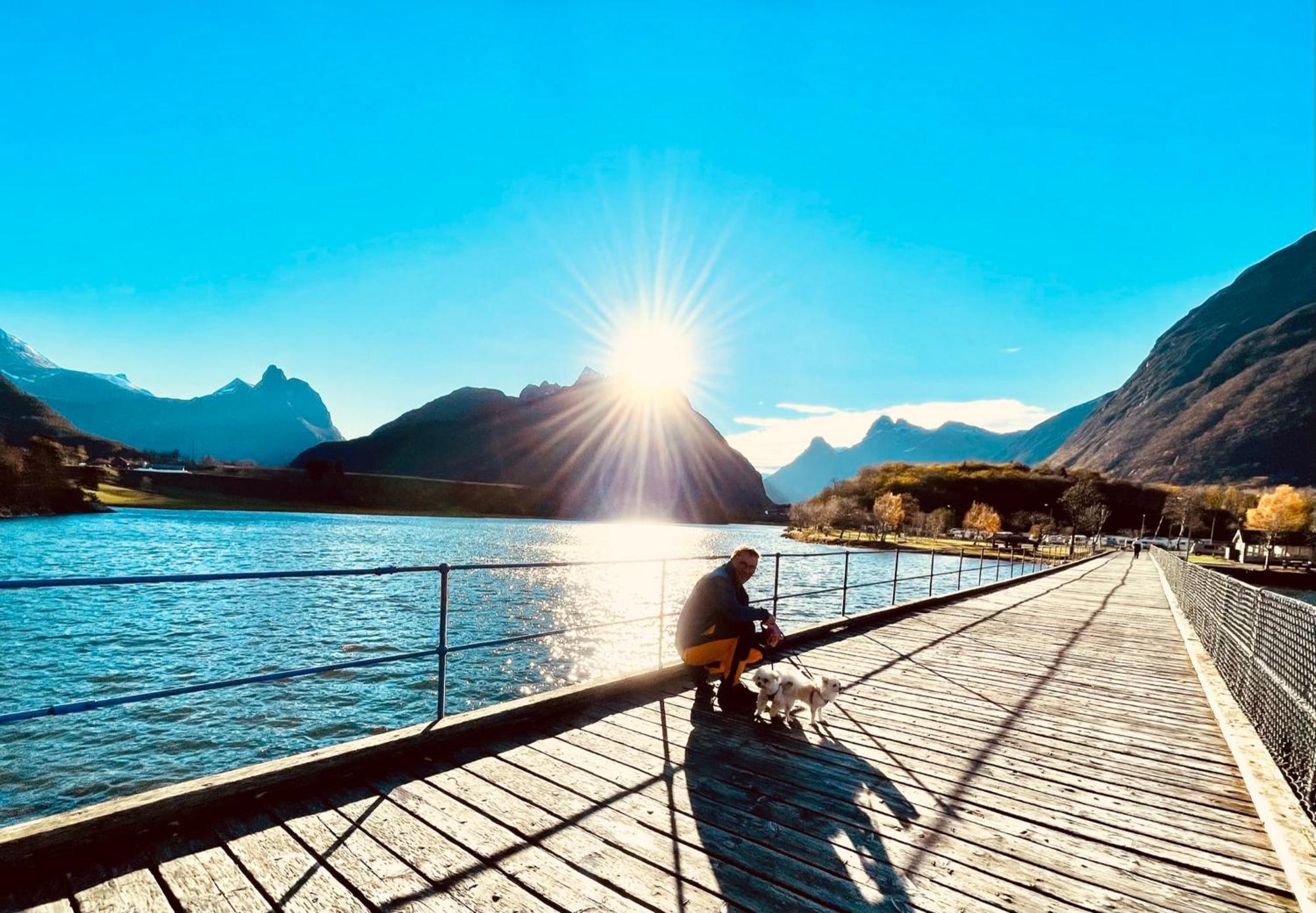 ÅndalsnesBakkebo Trollstigenアパートメント エクステリア 写真