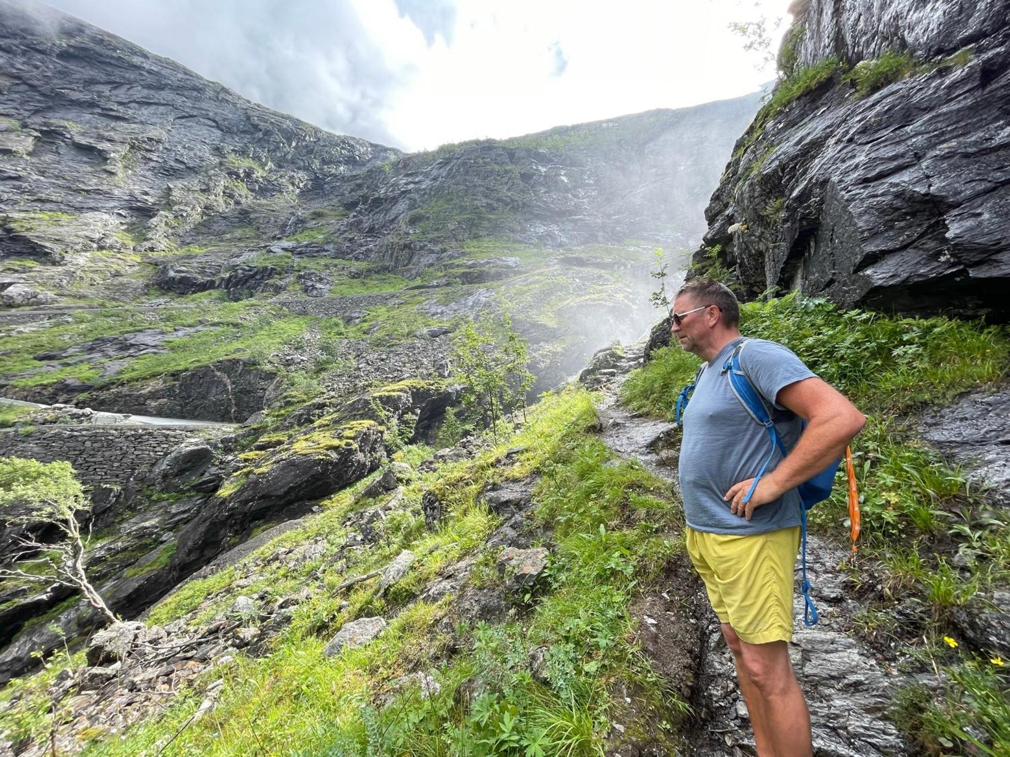 ÅndalsnesBakkebo Trollstigenアパートメント エクステリア 写真